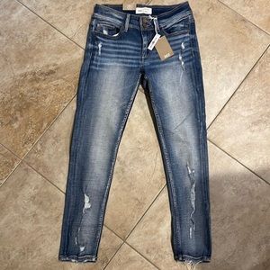 NWT BKE Payton Distressed Skinny Jeans